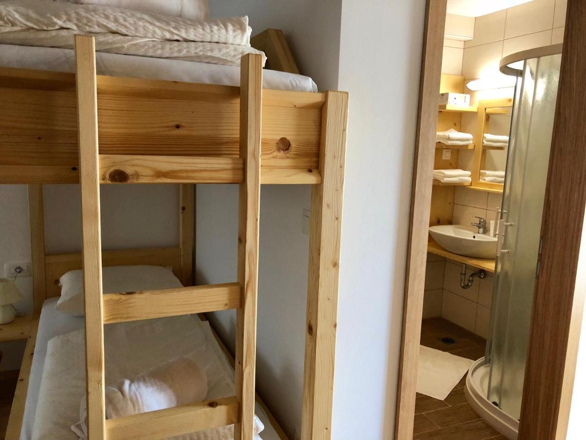 Sobe Brezje Bed & Breakfast Стая снимка
