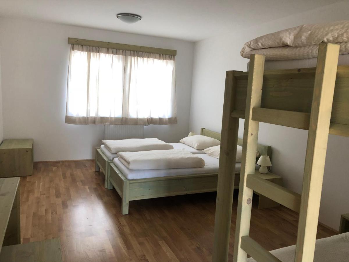 Sobe Brezje Bed & Breakfast Стая снимка